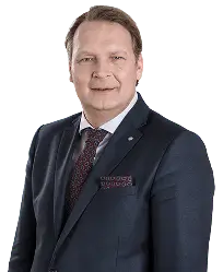 CEO of Merkur Online division (B2B)